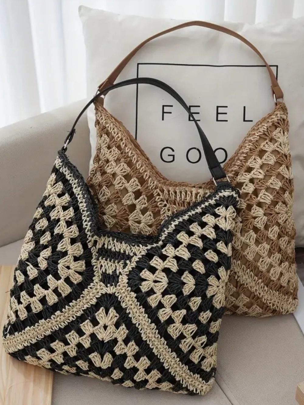 🎯NEW! Woven Straw Crochet Hobo Bag - Picture 4 of 4